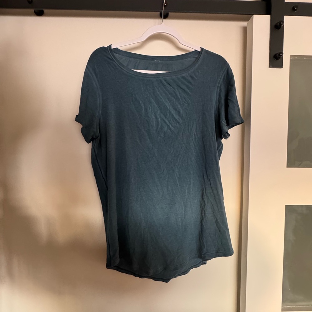 Lululemon Love Tee - Curved Hem